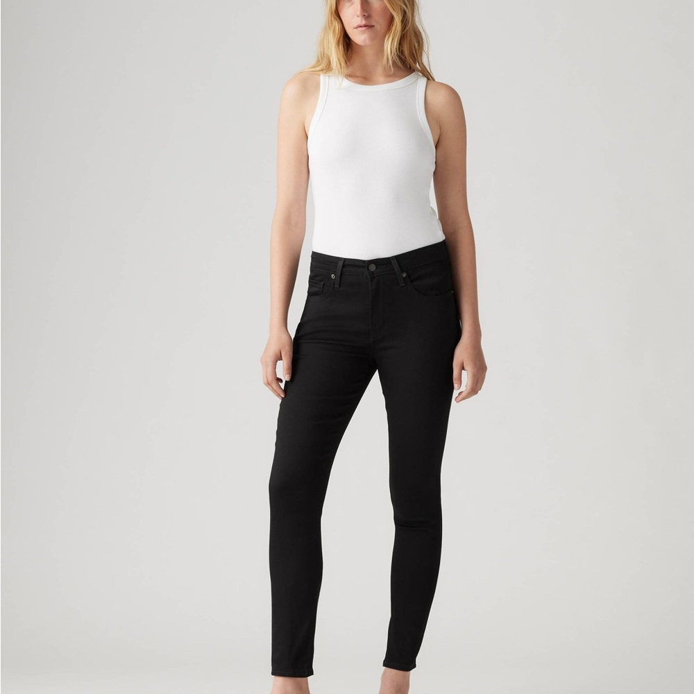 Levi's Black Skinny Jeans
